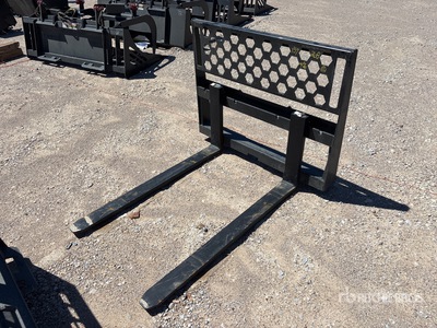 All-Star 48 in Fourches pour chargeuse à différentiel (Unused)