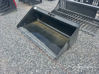 60 in Skid Steer Bucket (Unused)