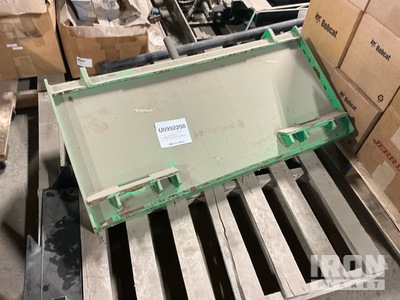 Hammer mount plate - Fits Skid steer