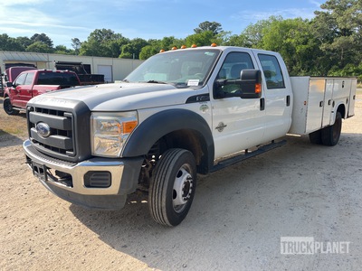 2016 Ford F450 4x2 Crew Cab Pickup