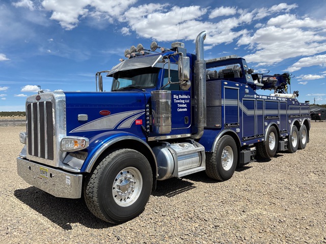 2018 Peterbilt 389 8x4 Twin-Steer Rotator Tow Truck