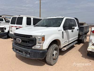 2020 Ford F-350 XL 4x4 Crew Cab Ciężarówka z płaską platformą
