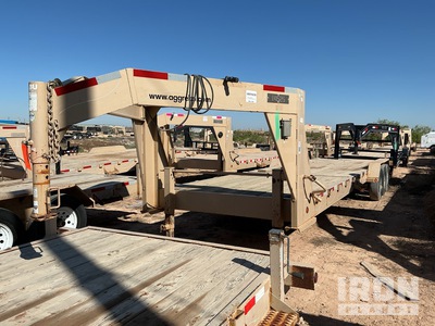 2013 ABU 30 ft Tri/A Gooseneck Remolque caja abierta