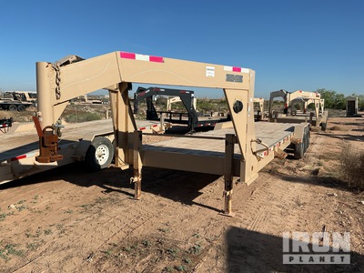 2013 (unverified) Abu Trailers 30 ft Tri/A Gooseneck Geräteanhänger