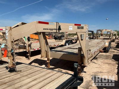 2013 ABU 30 ft Tri/A Gooseneck Remolque caja abierta