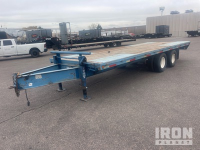 22 ft T/A フラットベッドトレーラー