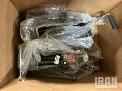 Quantity of (6) Trailer Jacks