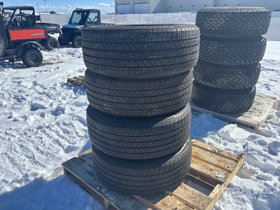 Quantity of (4) Bridgestone 275/50R22 اطارات المواصلات
