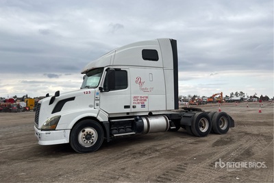 2015 Volvo VNL670 6x4 T/A Sleeper Truck Tractor