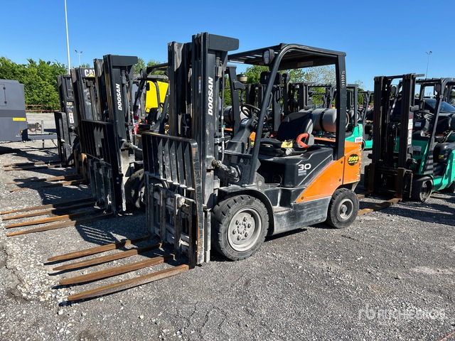 2021 Doosan G30N-7 5500 lb Pneumatic Tire Forklift