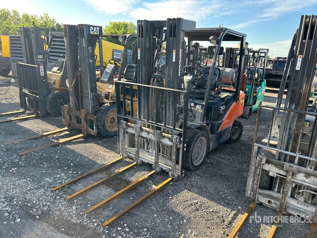 2022 Doosan G30N-7 5950 lb Pneumatic Tire Forklift