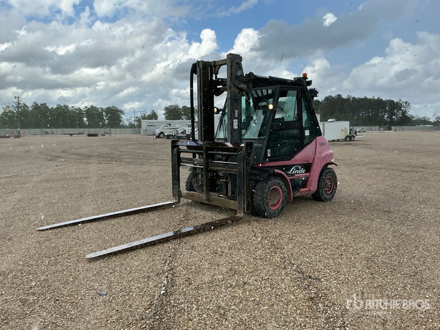 2010 Linde HH80-396 16000 lb Pneumatic Tire Forklift