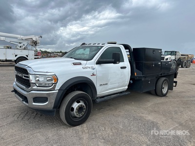 2021 Ram 5500 4x4 Camion à Plateau