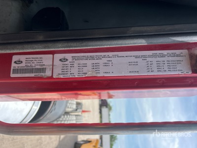 2011 Mack CHU613 Day Cab Truck Tractor