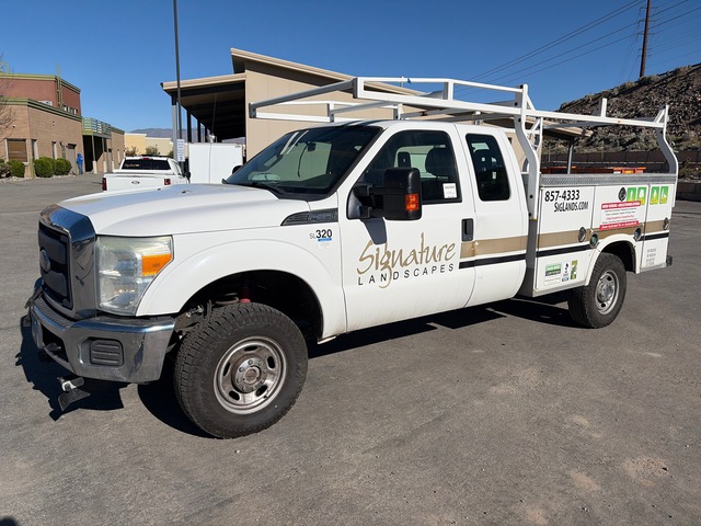 2016 Ford F-250 XL 4x4 Extended Cab Utility Truck