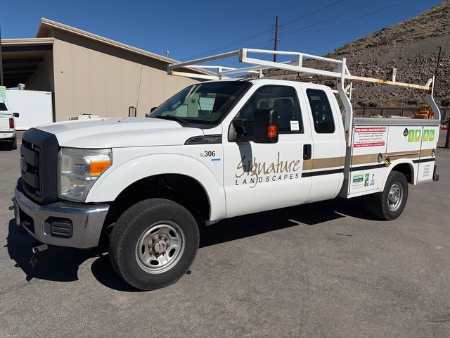2015 Ford F-250 XL 4x4 Extended Cab Utility Truck
