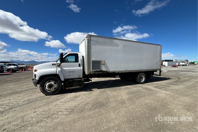 2006 GMC C7500 4x2 Van Truck