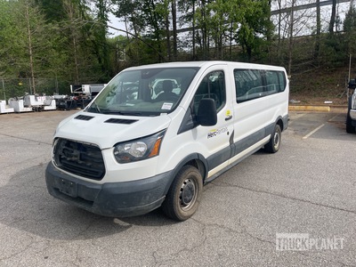 2018 Ford T350 12 فان نقل ركاب