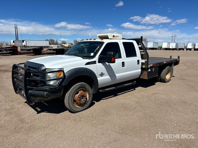 2014 Ford F-550 XL 4x4 Crew Cab Flatbed Truck