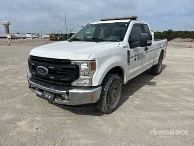 2022 Ford F-250 4x2 Extended Cab Pickup
