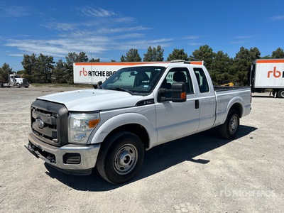 2016 Ford F-250 4x2 Extended Cab Pickup