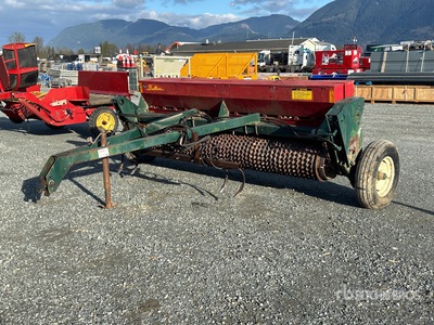 Brillion SS-10 10 ft Tow-Behind Semoir