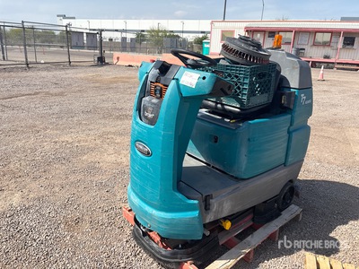 Tennant T7 Electric Floor Scrubber