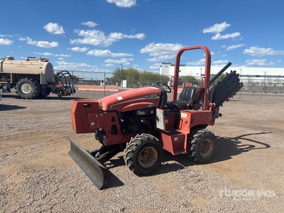 2013 Ditch Witch RT45 4x2 Trancheuse