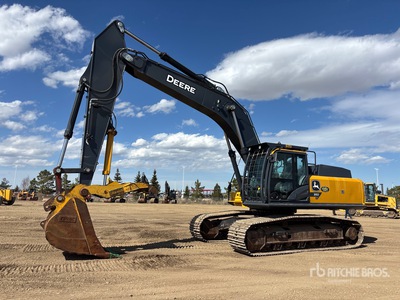 2022 John Deere 350 P-Tier Tracked Excavator