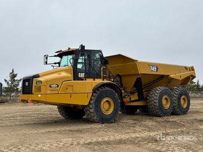 2023 Cat 745 شاحنة قلابة مفصلية