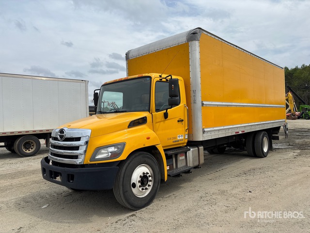 2020 Hino 268 4x2 Van Truck