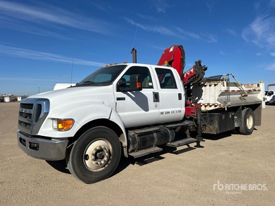 Amco Veba 810 2S 9039 lb Knuckle Boom on 2011 Ford F-750 XLT 4x2 Extended Cab Boom Truck