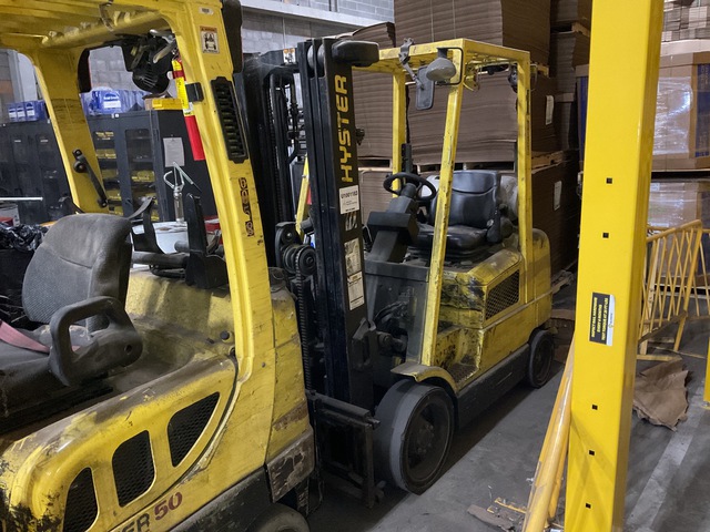 2004 Hyster S50XM 4650 lb Cushion Tire Forklift