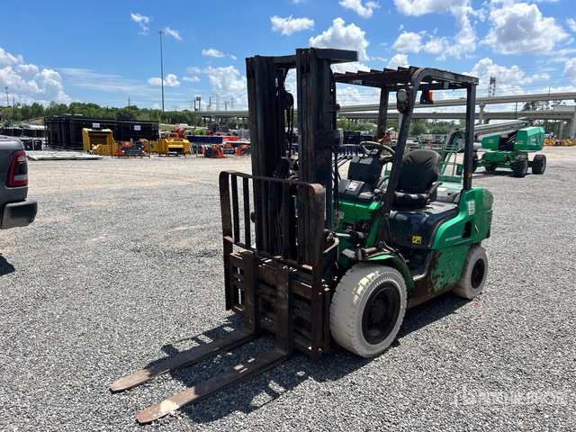 2022 Mitsubishi FD30N-D Pneumatic Tire Forklift