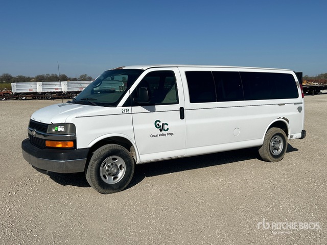 2009 Chevrolet Express 2009 Chevrolet Express 15 Passenger Van