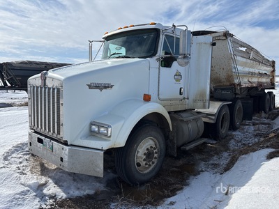 2007 Kenworth T800 6x4 T/A Day Cab Truck Tractor