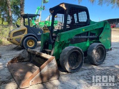 2017 Bobcat S550 High Flow Chargeuse à direction à glissement