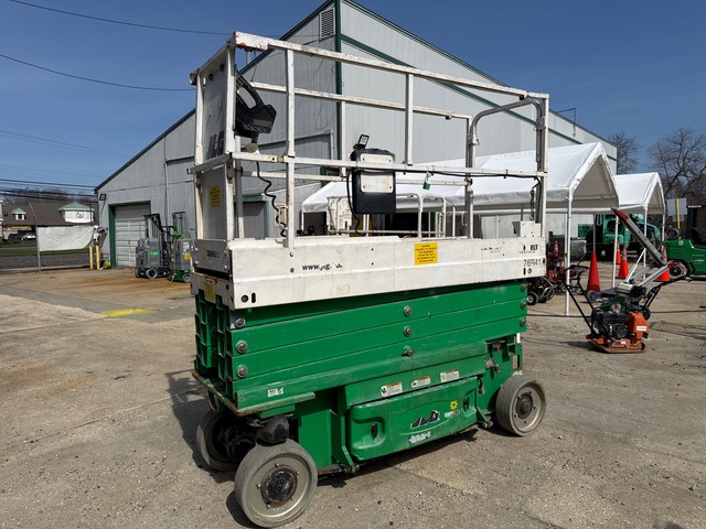 2015 JLG 2632ES Electric Scissor Lift