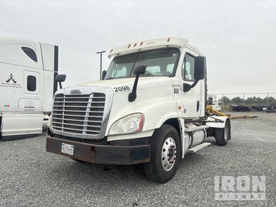 2013 Freightliner Cascadia 125 4x2 Tracteur routier couchette (Inoperable)