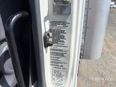 2019 Isuzu NPR HD 4x2 Van Truck