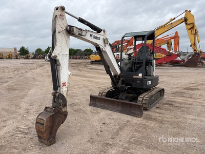2016 Bobcat E35 Mini Excavator