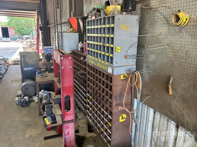 Quantity of (5) Bolt Bins Divers - Industriel