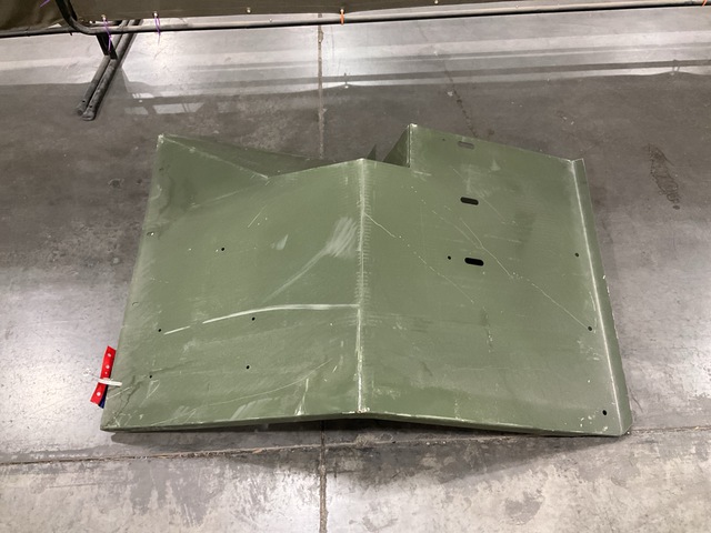 (28) Oshkosh 1453220W Vehicular Fenders