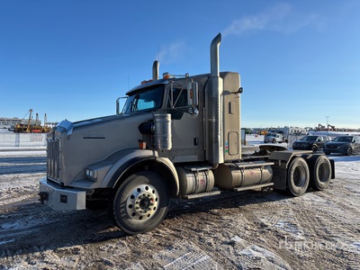 2011 Kenworth T800 6x4 Cabeza Tractora Cabina Dormitorio