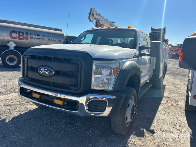 2012 Ford F-550 XL 4x2 Extended Cab Service Truck