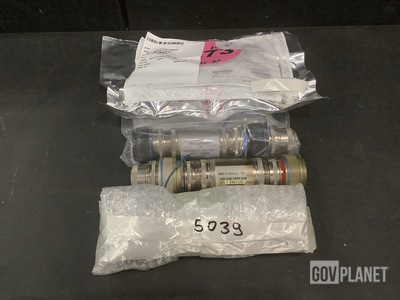 (4) DRS Test & Energy 13011953-1 Connector Adapters