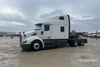 2020 Peterbilt 579 6x4 T/A Sleeper Truck Tractor