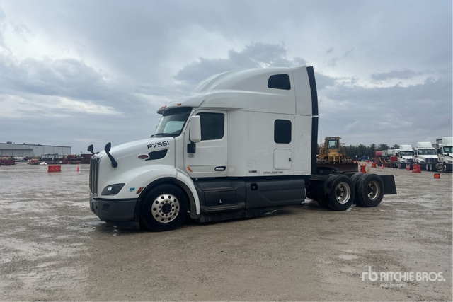 2020 Peterbilt 579 2020 Peterbilt 579 6X4 T/A Sleeper Truck Tractor