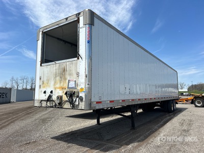 2013 Utility VS2RA 48 ft x 102 in T/A Refrigerated Trailer