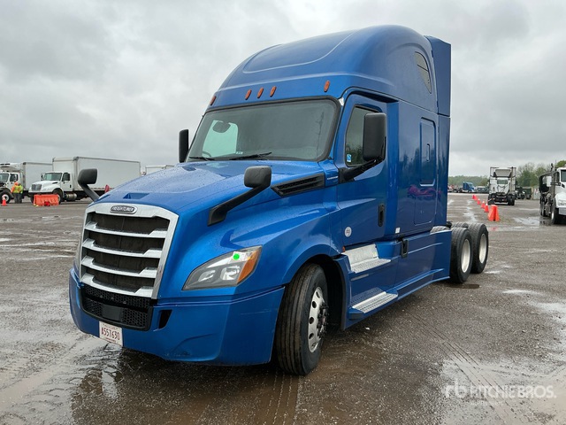 2020 Freightliner Cascadia 126 2020 Freightliner Cascadia 126 6X4 T/A Sleeper Truck Tractor